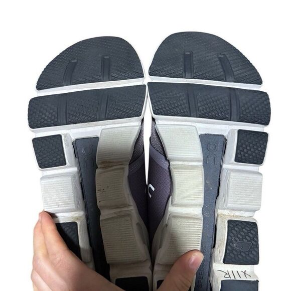 On Cloud Cloudflyer Mens Running Shoe Sneakers Shark/Pearl Size 9 No Liners - Picture 10 of 14